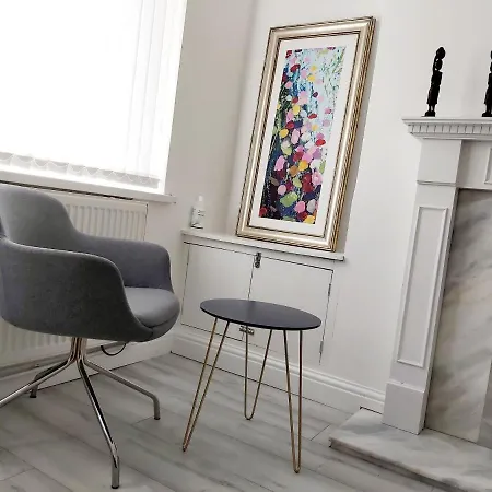 Gorgeous Stylish Cheri Victorian House In