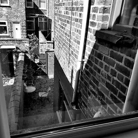 Gorgeous Stylish Cheri Victorian House In * Manchester