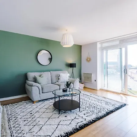 Rest & Recharge In Hulme By The City Centre Manchester
