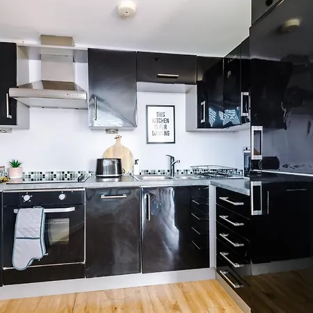 Rest & Recharge In Hulme By The City Centre *