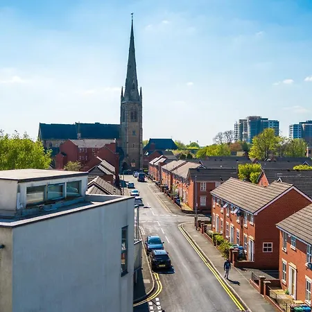 Rest & Recharge In Hulme By The City Centre