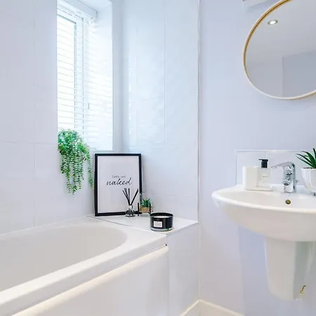 Rest & Recharge In Hulme By The City Centre Apartmán Manchester