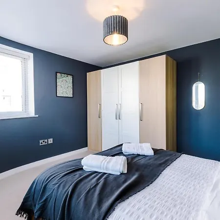 Rest & Recharge In Hulme By The City Centre Manchester