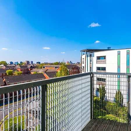 Rest & Recharge In Hulme By The City Centre *
