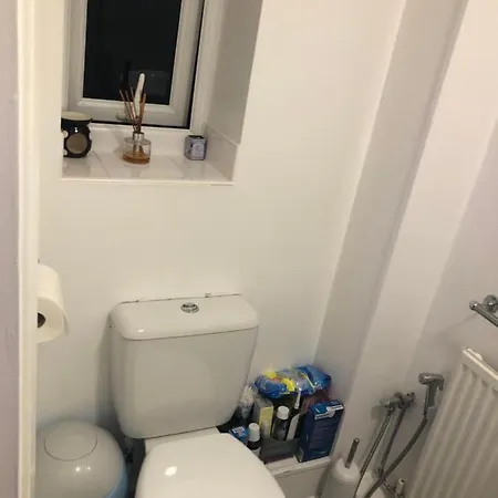 Kiki'S Guest House Manchester