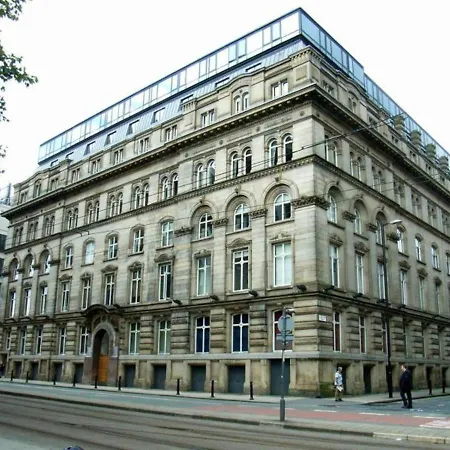 Top Floor Apartment Near Piccadilly Station Апартаменты Манчестер