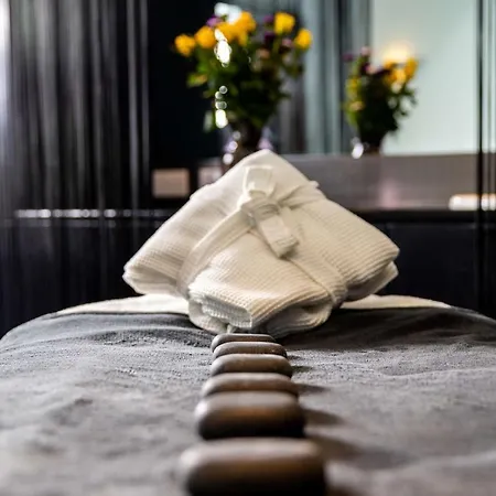 Park By Radisson City Centre Hotel 4*