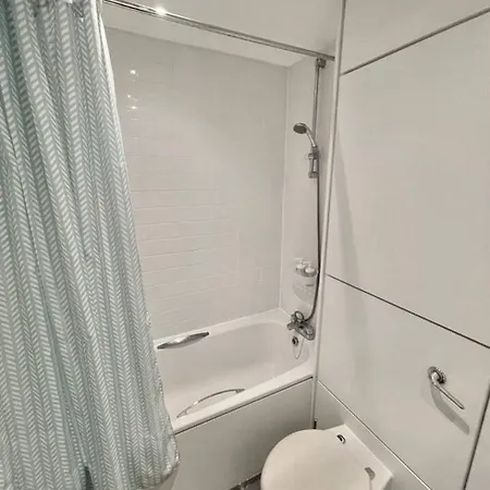 Top Floor Apartment Near Piccadilly Station Манчестер