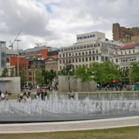 Апартаменты 2 Bedroom Apartment Manchester Piccadilly *