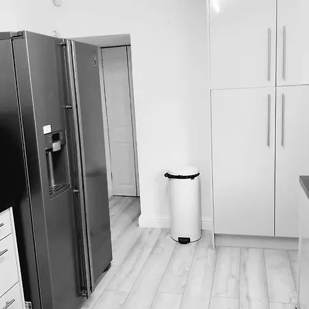 Σπίτι διακοπών Cherie Gorgeous 4 Bedrooms Stylish Modern House In Manchester Μάντσεστερ