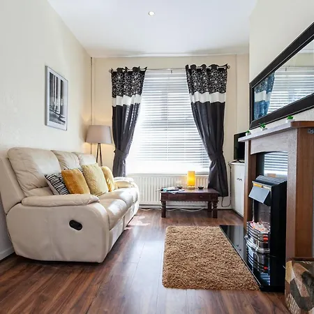 Spacious Comfortable 3Bed Home - Great Location Διαμέρισμα