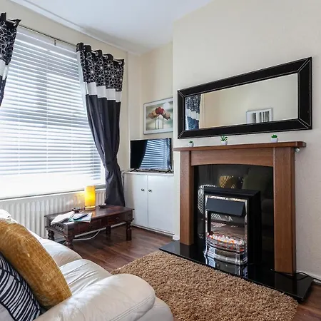 Spacious Comfortable 3Bed Home - Great Location Διαμέρισμα