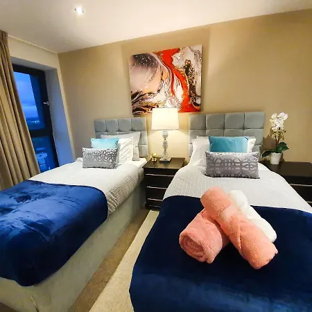 A Timeless Classic Apartment - Parking * Manchester