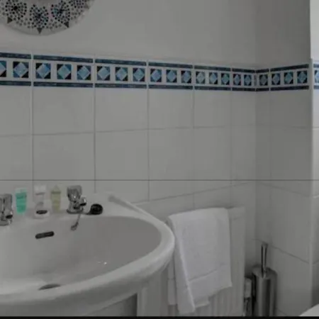 Holiday home Luxury 4 Bedroom House Manchester