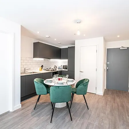 Insignia By Guestz Manchester