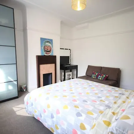 Spacious Family In Chorlton Manchester