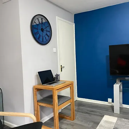 Апартаменты Manchester Apartment For 4 Guests Perfect For Keyworkers! *