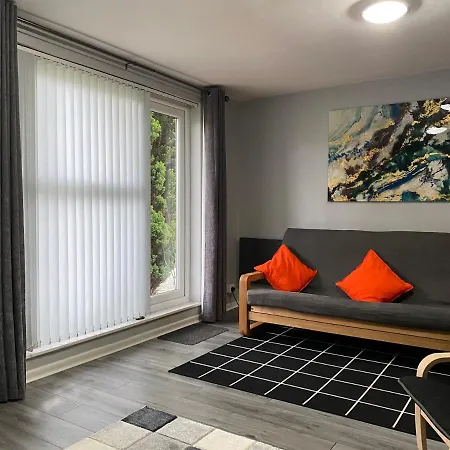 Manchester Apartment For 4 Guests Perfect For Keyworkers! Манчестер