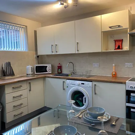 Manchester Apartment For 4 Guests Perfect For Keyworkers! * Манчестер