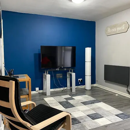 Manchester Apartment For 4 Guests Perfect For Keyworkers! Манчестер