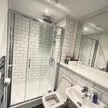Διαμέρισμα New Residential And Family Friendly Apartment Close To Manchester Old Trafford Deansgate City And Trafford Centre