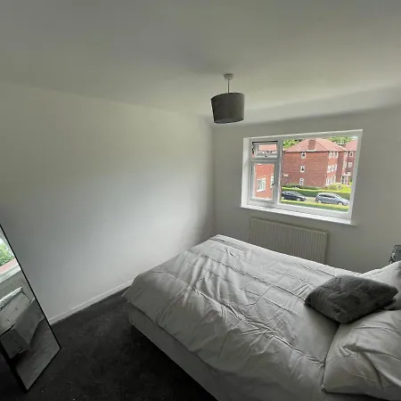 Captivating 2-Bed Apartment In Manchester Lägenhet