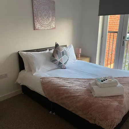Modern Townhouse - Sleeps 6 - Near Salford Quays Σπίτι διακοπών