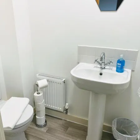 Σπίτι διακοπών Modern Townhouse - Sleeps 6 - Near Salford Quays Μάντσεστερ