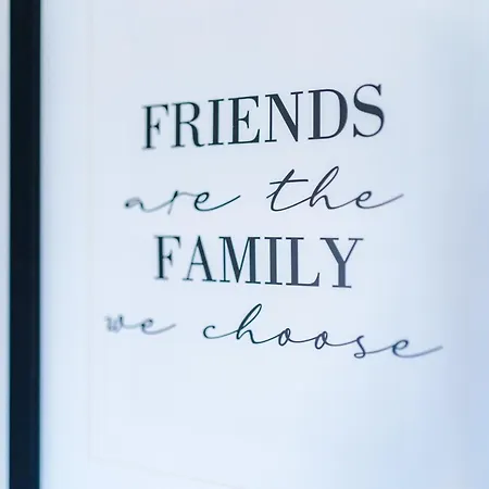 Vidale Court, 3 Bedroom House With River Irwell View, Sleeps 6 Apartment Manchester