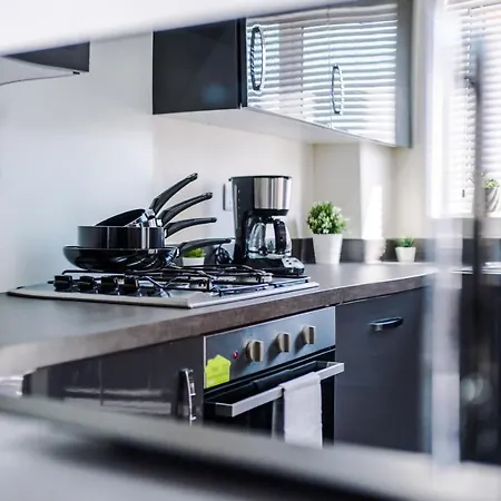 Apartment Vidale Court, 3 Bedroom House With River Irwell View, Sleeps 6 Manchester