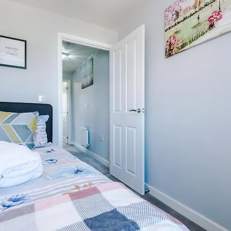 Apartamento Vidale Court, 3 Bedroom House With River Irwell View, Sleeps 6 Mánchester