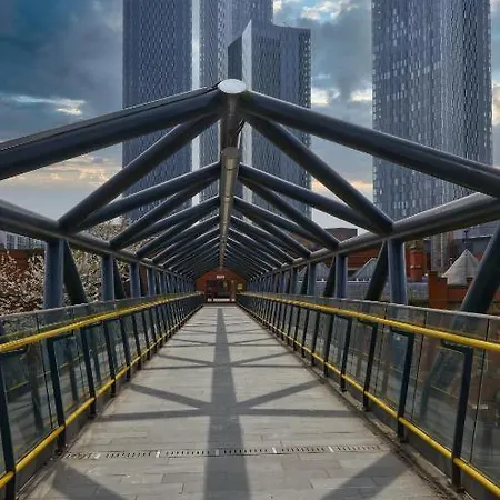 Adelphi Wharf Luxury Apartment Manchester