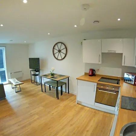 Perfect Apartment Near Manchester City Centre & Manchester Piccadilly Train Station *