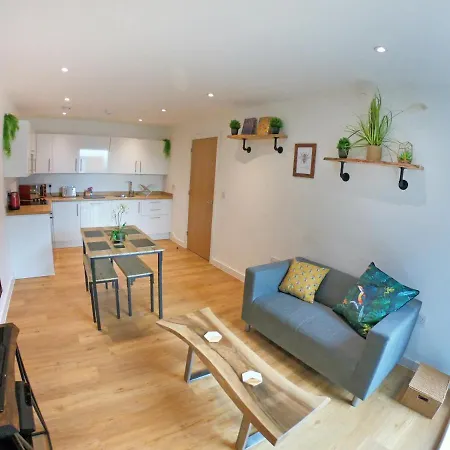 Perfect Apartment Near Manchester City Centre & Manchester Piccadilly Train Station Διαμέρισμα