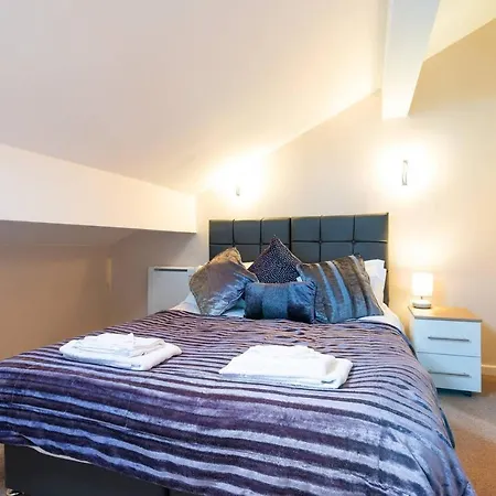 Lejlighed Perfect Duplex Near United Old Trafford Football Stadium *