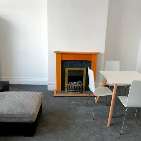 Apartment Champions Man United Stadium 3 Bedroom House Manchester