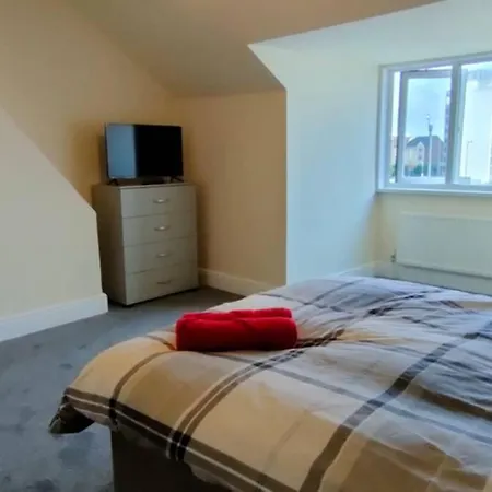 Champions Man United Stadium 3 Bedroom House *