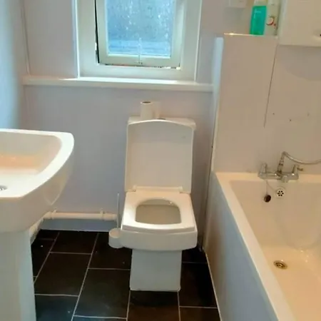 Champions Man United Stadium 3 Bedroom House