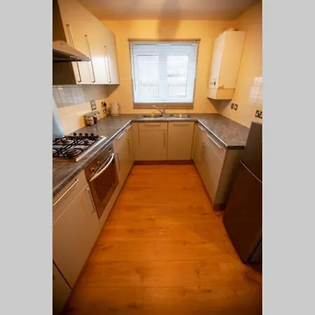Prázdninový dům Stunning 4 Bed Walking Distance From City Centre *