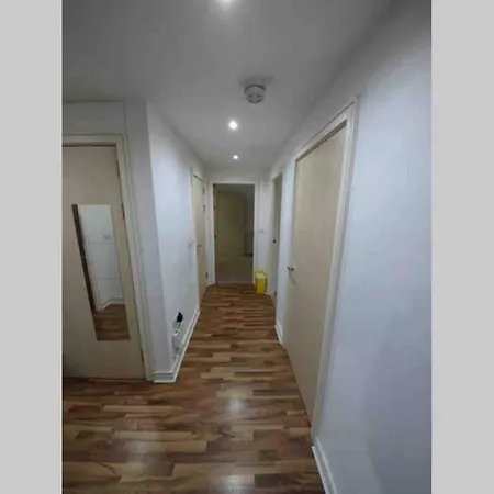 Central Location With 2beds * Manchester