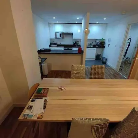 Central Location With 2beds Apartmán *