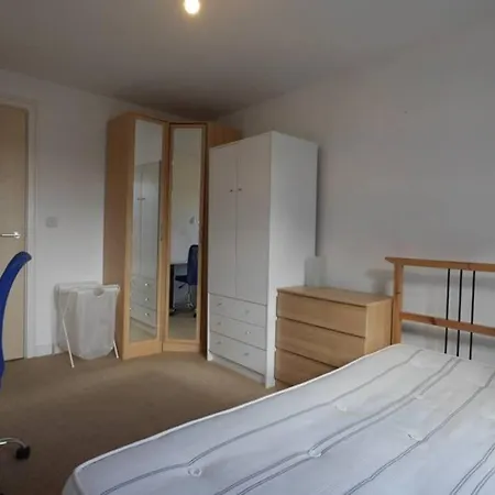 Apartment Perfect Location & Cosy 1 Bed Apt *