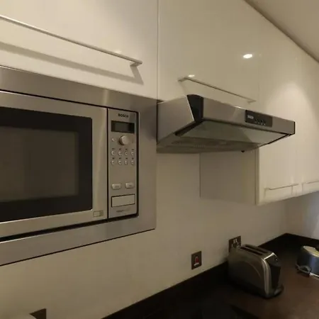 Apartment Perfect Location & Cosy 1 Bed Apt *