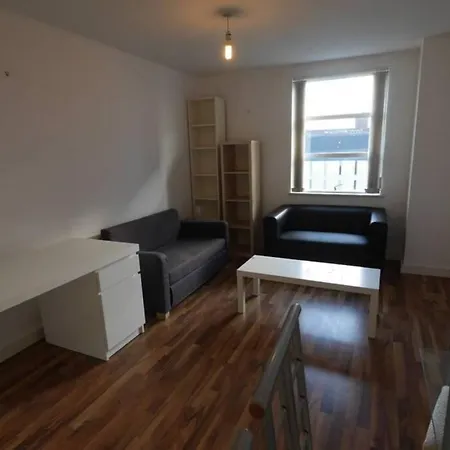 Perfect Location & Cosy 1 Bed Apt