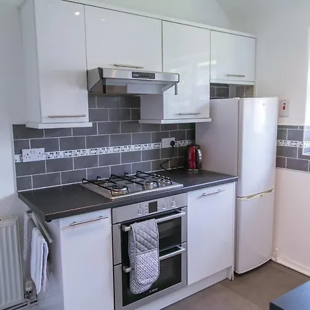 Captivating 2-bed In Διαμέρισμα *