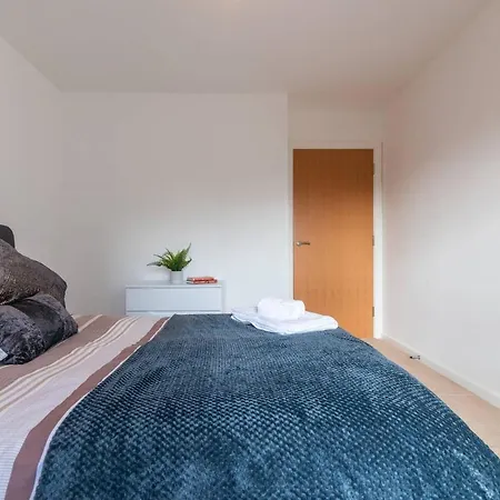 Perfect Apartment Near Manchester City Centre And Salford Uni