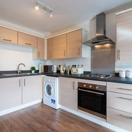 Perfect Apartment Near Manchester City Centre And Salford Uni * Манчестер