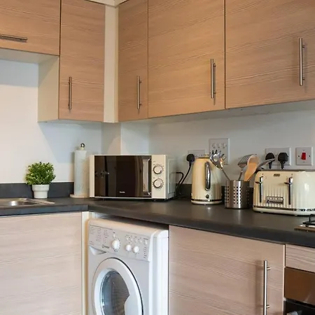 Perfect Apartment Near Manchester City Centre And Salford Uni *