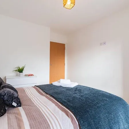 Perfect Apartment Near Manchester City Centre And Salford Uni *