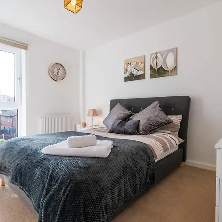 Perfect Apartment Near Manchester City Centre And Salford Uni Апартаменты